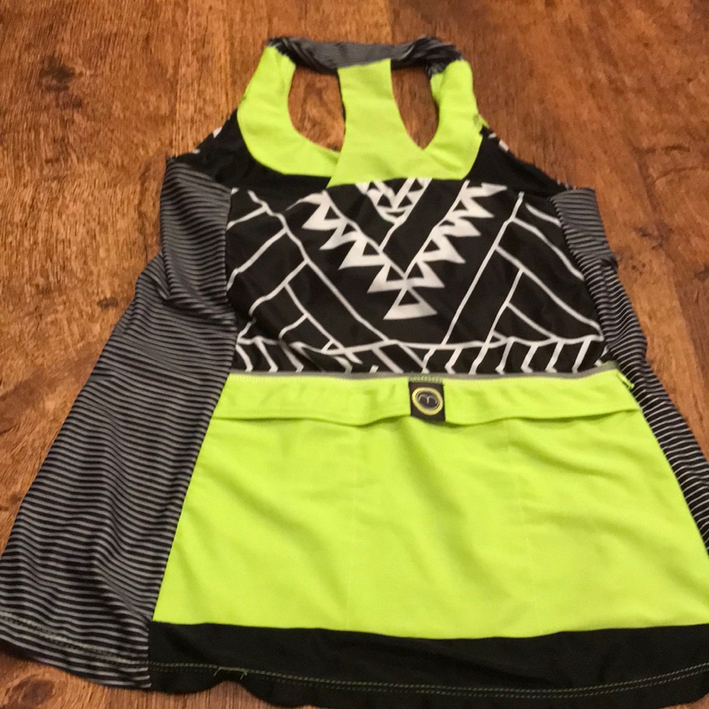 Moxie cycling top